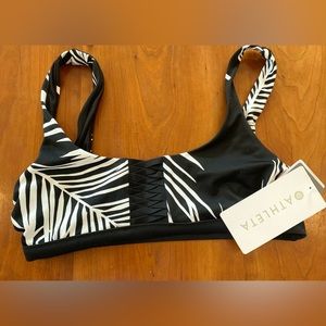 NWT Athleta bikini top